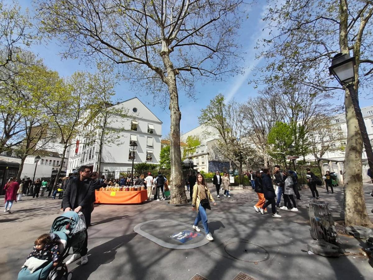Apartamento Studio équipé métro Abbesses à Montmartre París Exterior foto